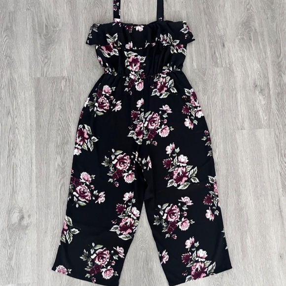 No Boundaries Junior's Black Floral Ruffled Jumpsuit Size XL - Picture 5 of 10